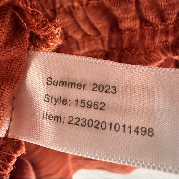 Marine Layer Tank Size S Top Baked Clay Dylan Smocked Sleeveless Fall - Picture 6 of 9